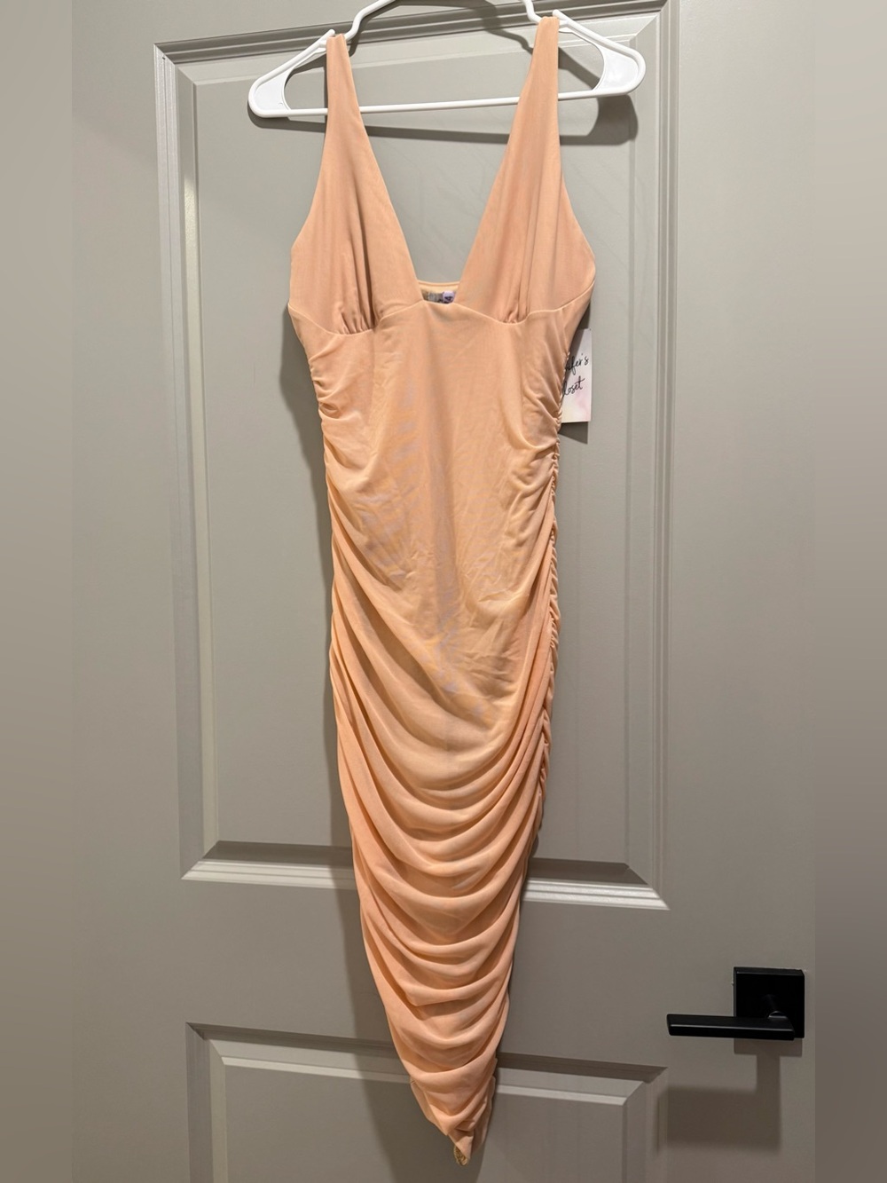 Oh Polly Peach Ruched V-Neck Midi Dress